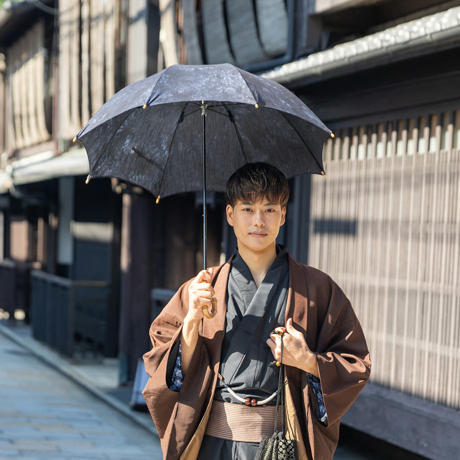 和モダン日傘　晴雨兼用｜浅張り・くろ